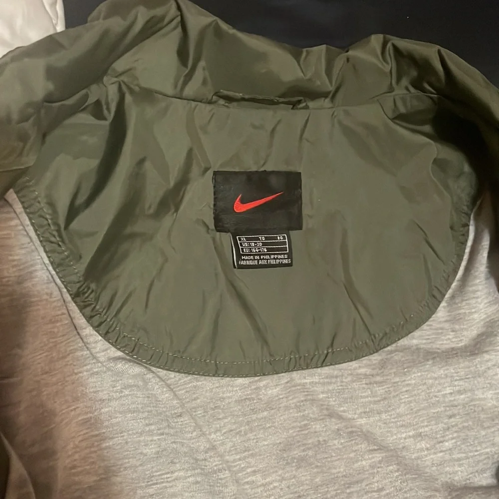 Vintage Y2K Nike Olive Green Jacket - Picture 4 of 4